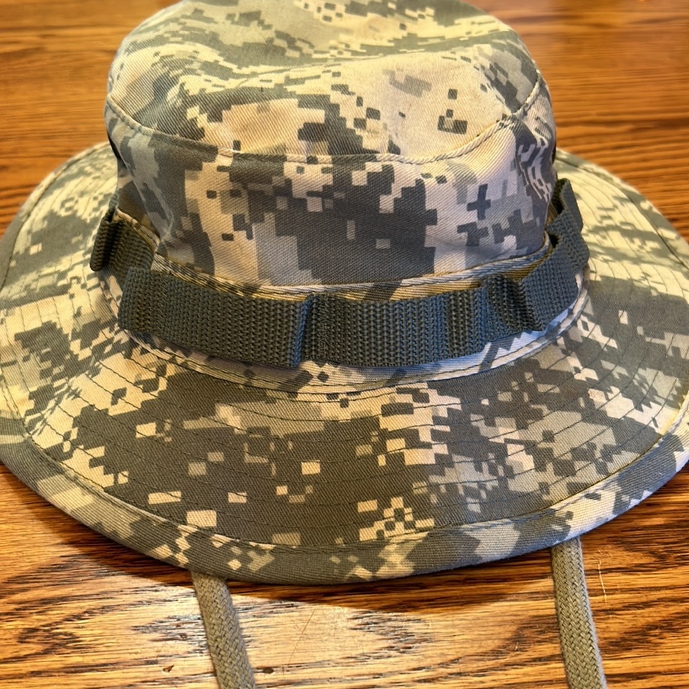 Camo Army Jungle Sun Bucket Hat Size 7 3/4